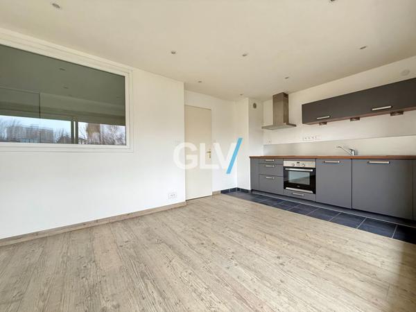 Appartement type 2 Bis avec parking , Loos
