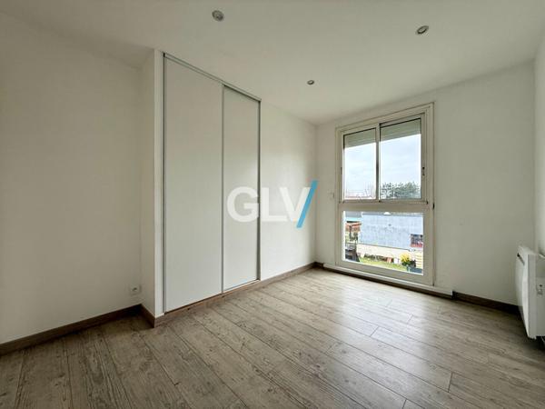 Appartement type 2 Bis avec parking , Loos