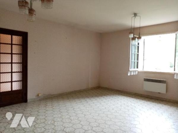 Pavillon dans un bourg avec commerces, proche de LA CHARITE SUR LOIRE