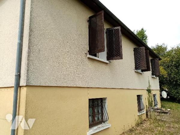 Pavillon dans un bourg avec commerces, proche de LA CHARITE SUR LOIRE