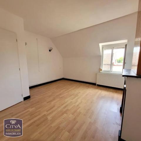 Maison à louer 3 pièces 58.3m² Lécluse (59259)