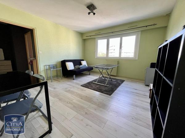 Appartement à louer 1 pièce 35.2m²