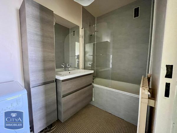 Appartement à louer 1 pièce 35.2m²