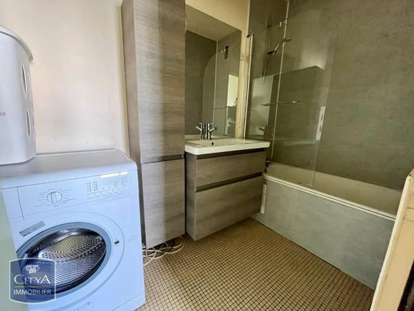 Appartement à louer 1 pièce 35.2m²