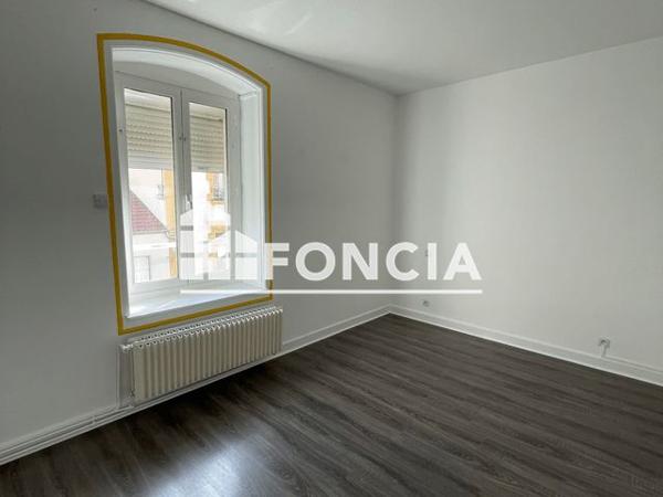 Location Appartement 2 pièces 40.08 m² - 64 RUE MARECHAL FOCH Riorges 42153