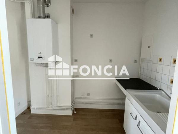 Location Appartement 2 pièces 40.08 m² - 64 RUE MARECHAL FOCH Riorges 42153