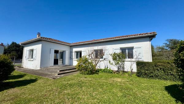 Maison à vendre 4 pièces TONNAY CHARENTE (17) - 109 m² habitables – Terrain de 955 m²