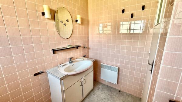 Maison à vendre 4 pièces TONNAY CHARENTE (17) - 109 m² habitables – Terrain de 955 m²