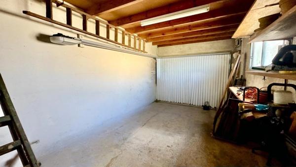 Maison à vendre 4 pièces TONNAY CHARENTE (17) - 109 m² habitables – Terrain de 955 m²