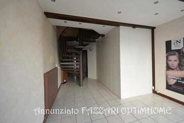 À VENDRE en exclusivité – Immeuble avec local commercial et appartement – Montmédy (55) – Proche Belgique / Luxembourg