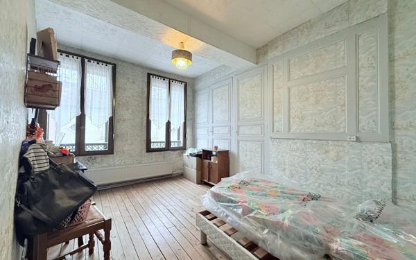 Maison à vendre    4 pièces •  Guise