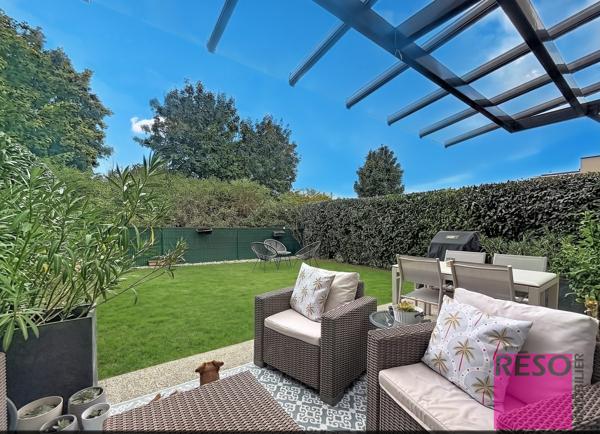 Belle maison familiale avec jardin, vue dégagée et prestations soignées