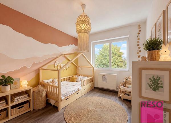 Belle maison familiale avec jardin, vue dégagée et prestations soignées