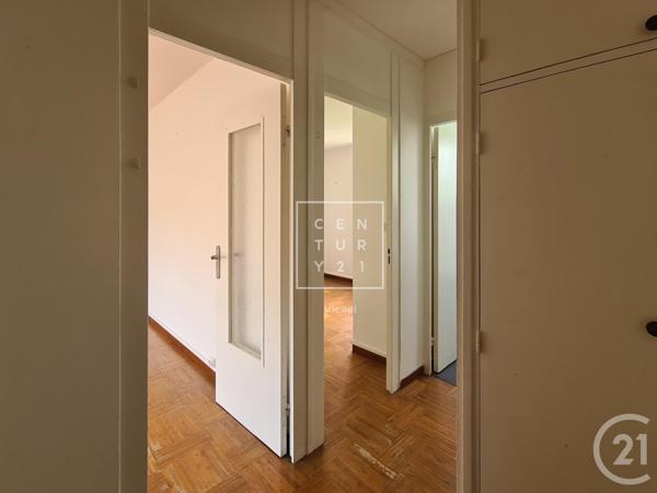 Appartement F5 à vendre  5 pièces - 77,13 m2 LE PLESSIS ROBINSON - 92