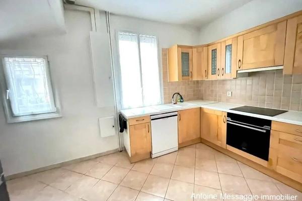 MAISON DE 5 PIÈCES - CENTRE-VILLE DE VERNON 27200