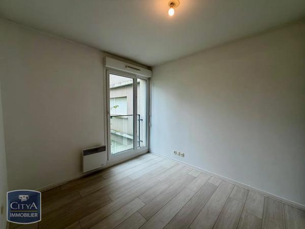 Appartement à louer 3 pièces 63.84m² Tours (37200)