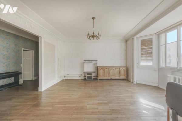 Appartement-deux caves-parking Paris 17