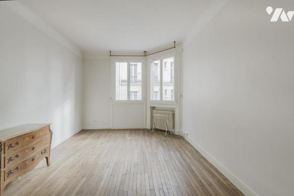 Appartement-deux caves-parking Paris 17