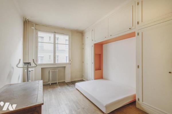 Appartement-deux caves-parking Paris 17