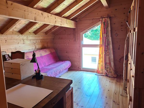 Maison Leyment 6 pièce(s) 179 m2