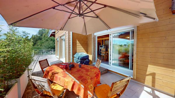 Maison Leyment 6 pièce(s) 179 m2