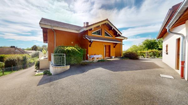 Maison Leyment 6 pièce(s) 179 m2