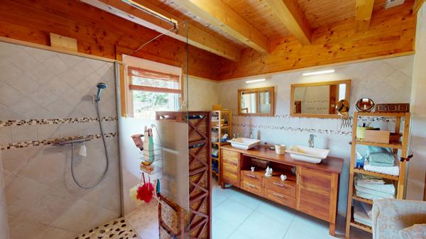 Maison Leyment 6 pièce(s) 179 m2