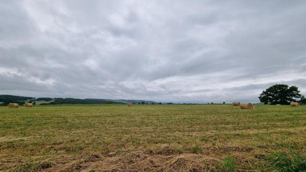 Terrain à bâtir 1096 m² Viabilisé Mons vue Chaine des Puys