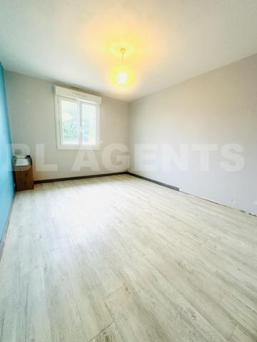 Joli pavillon à Fontaine (89130)