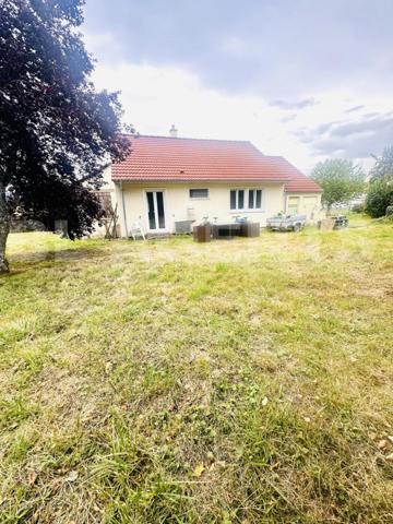 Joli pavillon à Fontaine (89130)