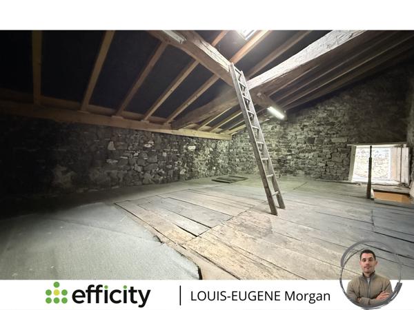 Maison
         4 pièces
        - 88 m² 63 000 € *