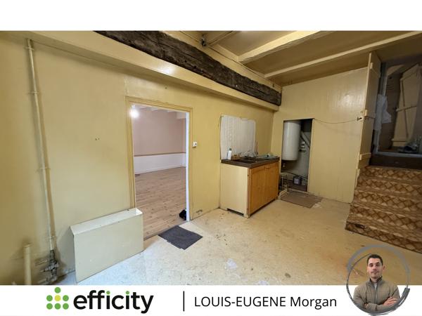 Maison
         4 pièces
        - 88 m² 63 000 € *