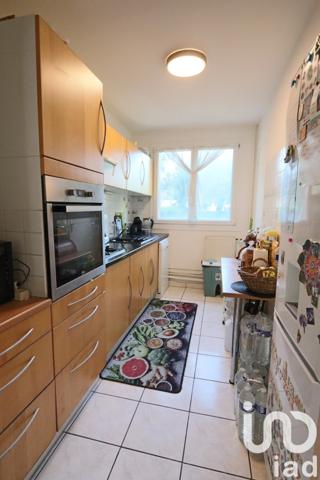 Appartement 3 pièces de 60 m² à Ézanville (95460)