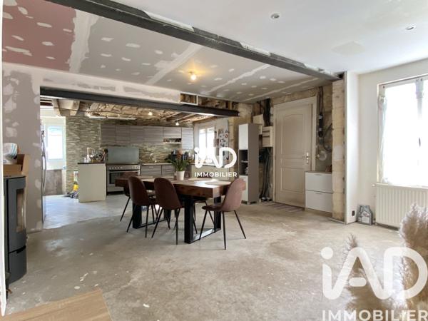 Maison à vendre 6 pièces 165 m² Cuise-la-Motte
