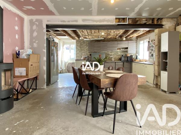 Maison à vendre 6 pièces 165 m² Cuise-la-Motte
