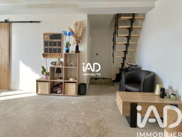 Maison à vendre 6 pièces 165 m² Cuise-la-Motte