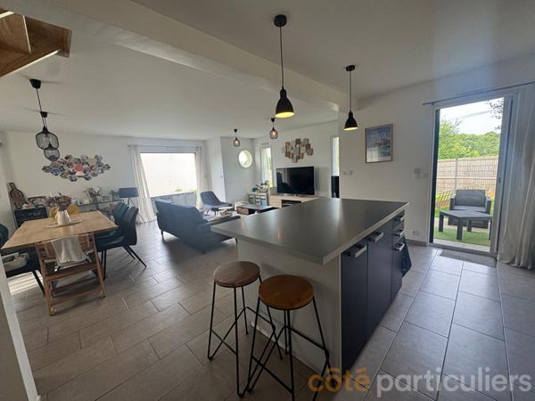 Vente
                Maison152 m² - 6 Pièces -
                    GRAND CHAMP (56390)
