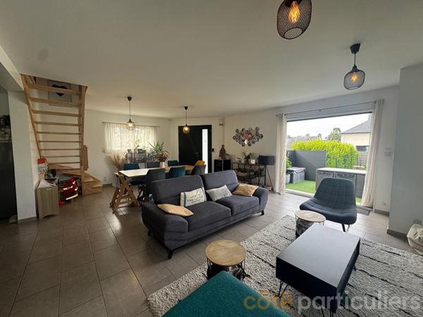 Vente
                Maison152 m² - 6 Pièces -
                    GRAND CHAMP (56390)