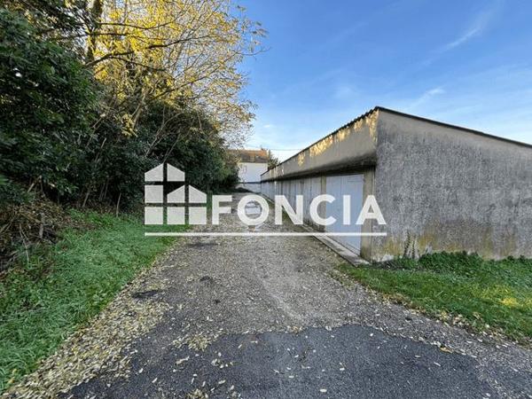 Location Parking 14 m² - 2 BIS DELATTRE DE TASSIGNY Montelimar 26200