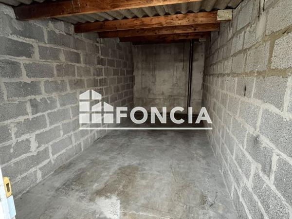 Location Parking 14 m² - 2 BIS DELATTRE DE TASSIGNY Montelimar 26200