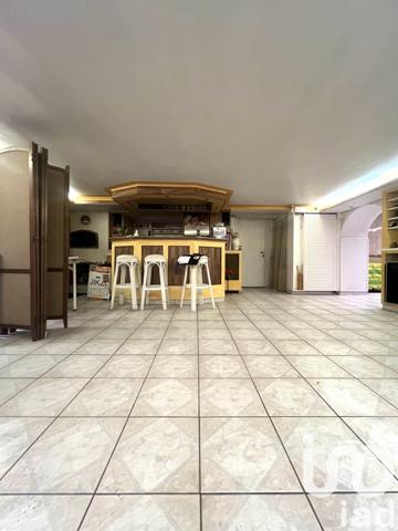 Maison à vendre 7 pièces 180 m² Saint-Denis