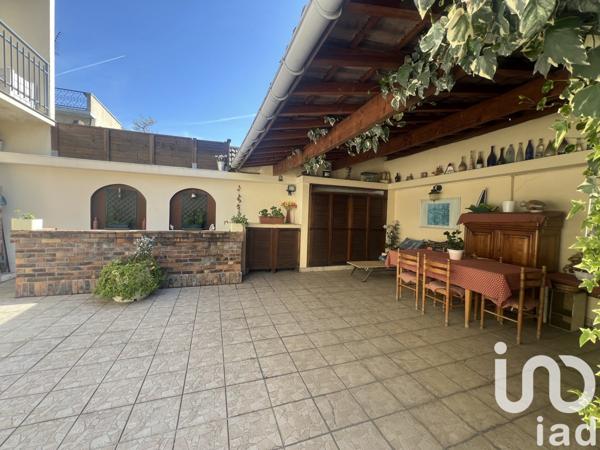 Maison à vendre 7 pièces 180 m² Saint-Denis