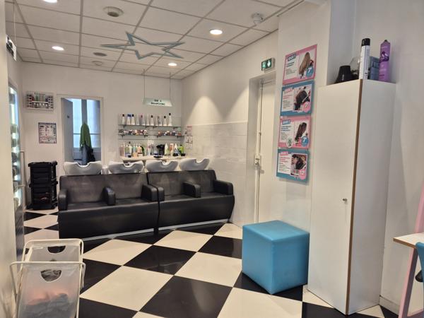 Corbeil-Essonnes (91100) Local commercial RN7 - Rue de Paris à Corbeil Essonne