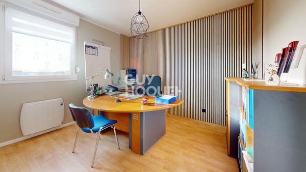 Attique 4 pièces de 89 m² à Cernay (68700).