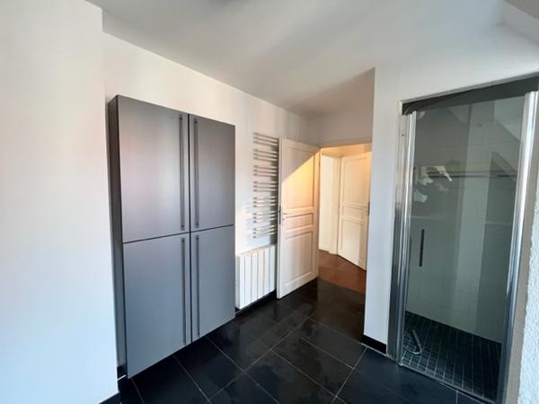 Strasbourg (67000) STRASBOURG KRUTENAU - DUPLEX 156 M² - 1800 €