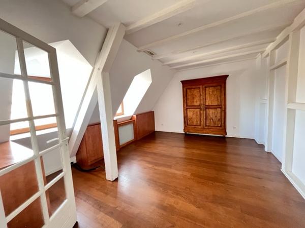 Strasbourg (67000) STRASBOURG KRUTENAU - DUPLEX 156 M² - 1800 €