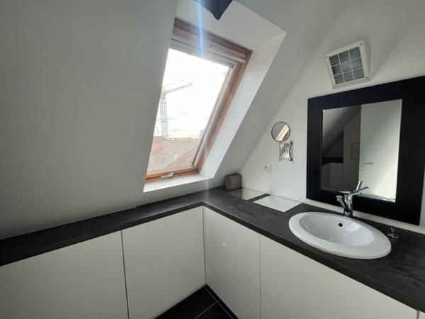 Strasbourg (67000) STRASBOURG KRUTENAU - DUPLEX 156 M² - 1800 €