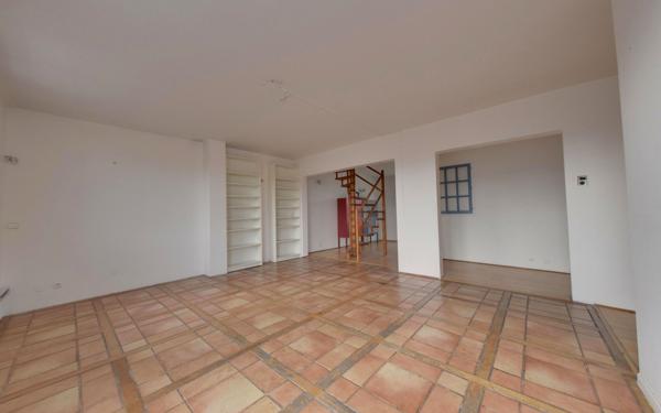 Appartement à vendre    4 pièces • 122,73 m2 Drancy