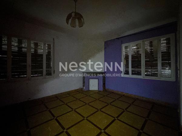 SAINT-RÉMY-DE-PROVENCE ? MAISON À RENOVER AVEC BEAU TERRAIN ET FORT POTENTIEL