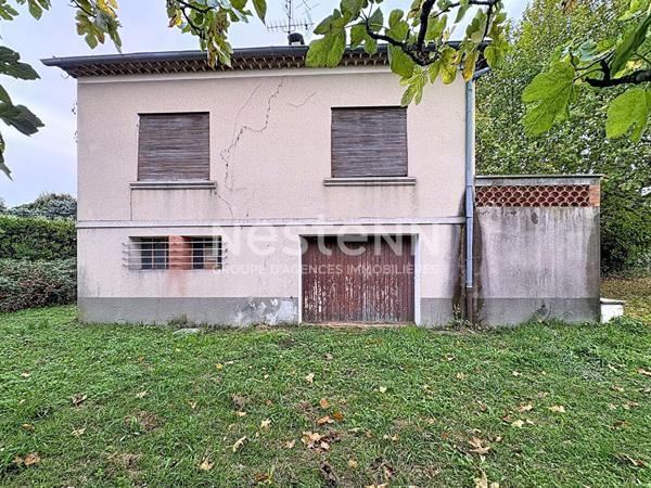 SAINT-RÉMY-DE-PROVENCE ? MAISON À RENOVER AVEC BEAU TERRAIN ET FORT POTENTIEL